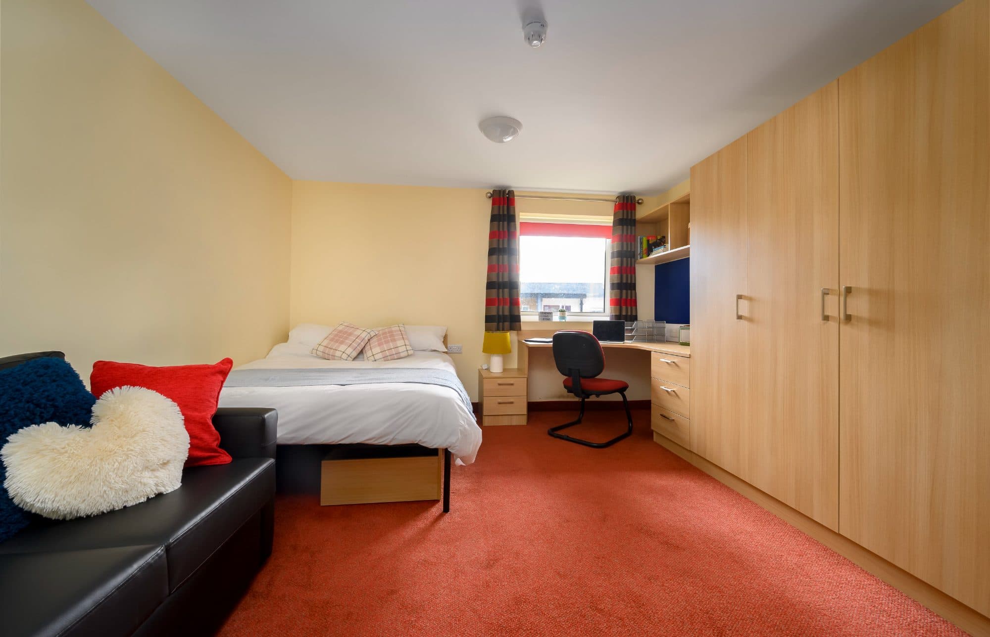 5 Bed Deluxe